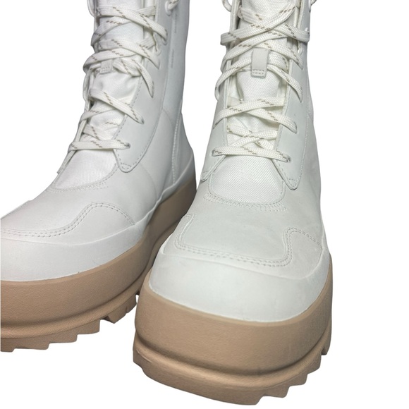 Ugg The Lug Boots Leather Canvas Combat Waterproof Bright White Womens Size 9 - Picture 11 of 16